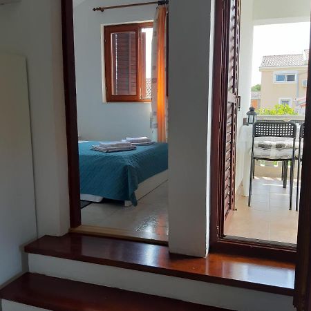 Apartmani Pilon Ждрелац Экстерьер фото